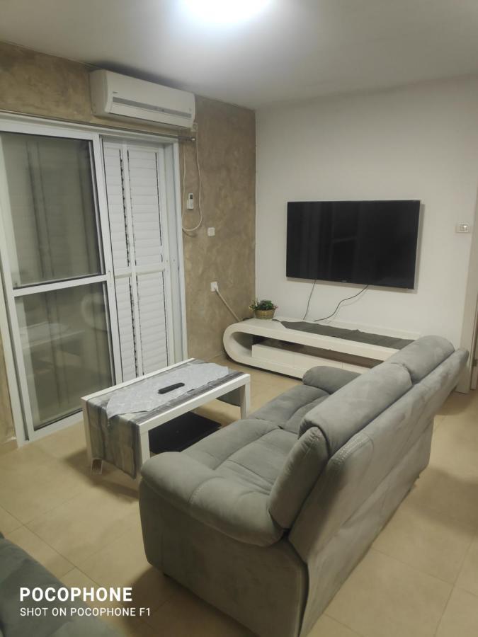 סוויטה של אלון Apartman Arad Kültér fotó
