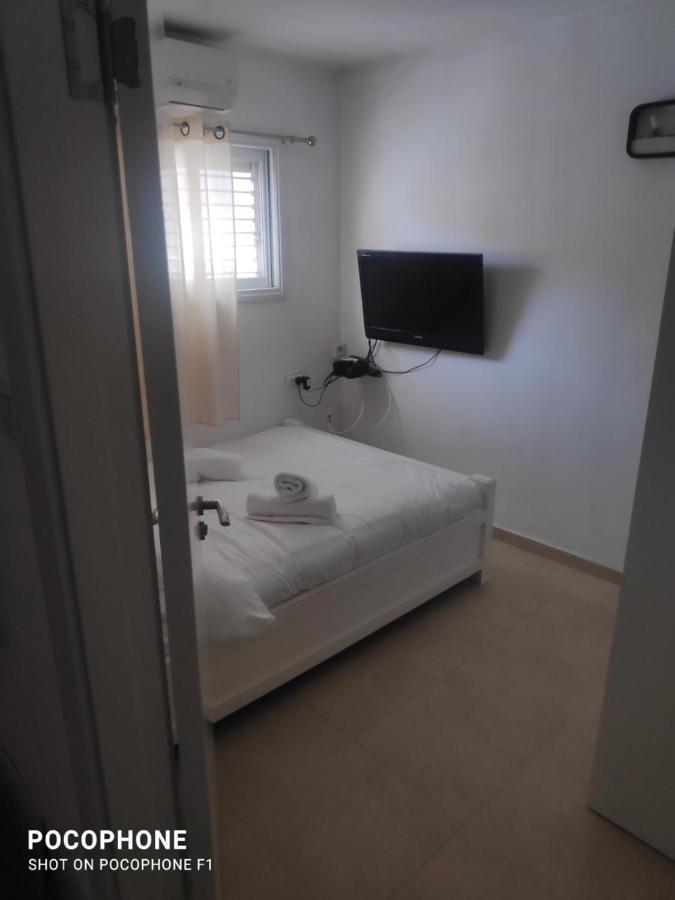 סוויטה של אלון Apartman Arad Kültér fotó