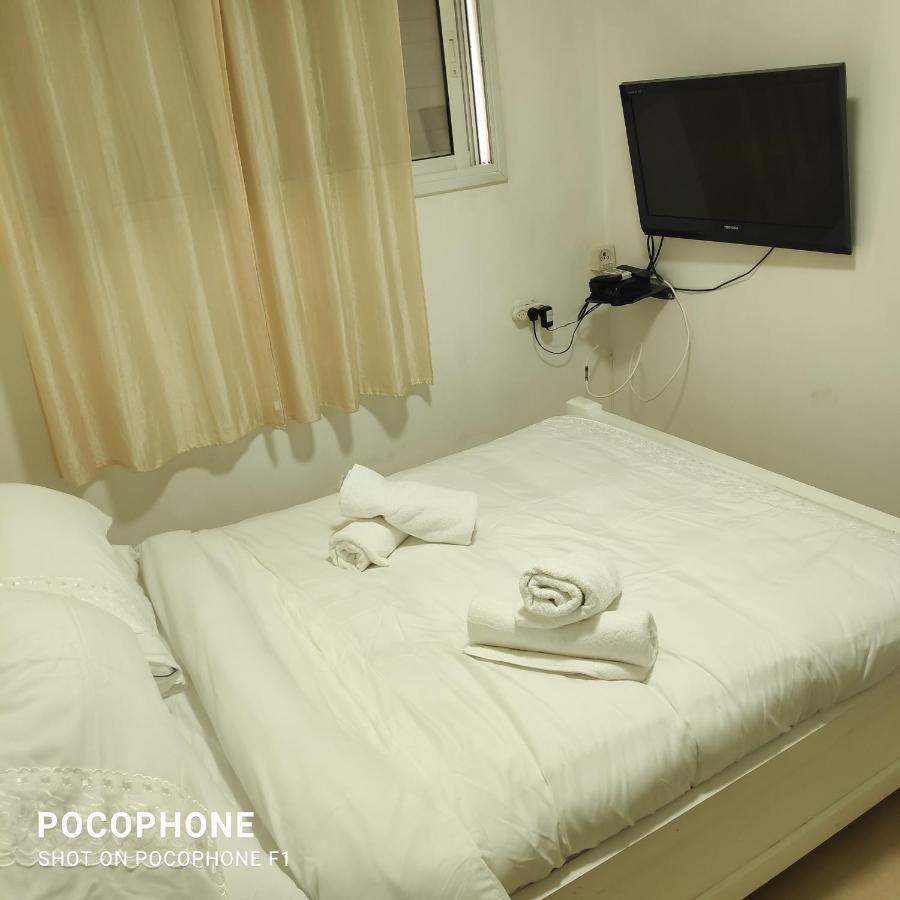 סוויטה של אלון Apartman Arad Kültér fotó