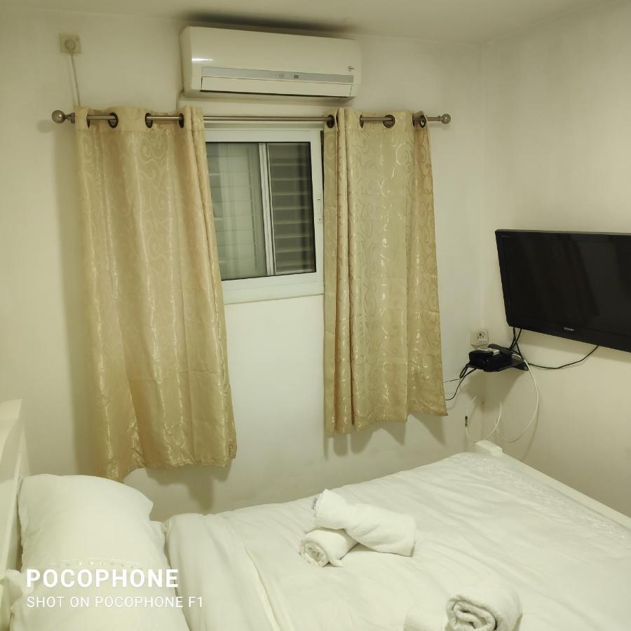 סוויטה של אלון Apartman Arad Kültér fotó