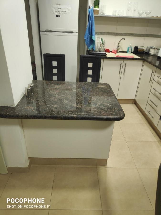 סוויטה של אלון Apartman Arad Kültér fotó